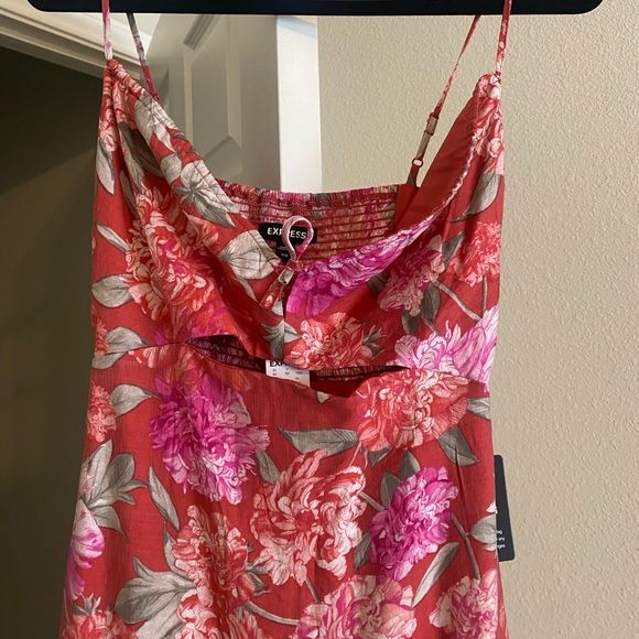 Express floral front tie maxi dress - Picture 7 of 8